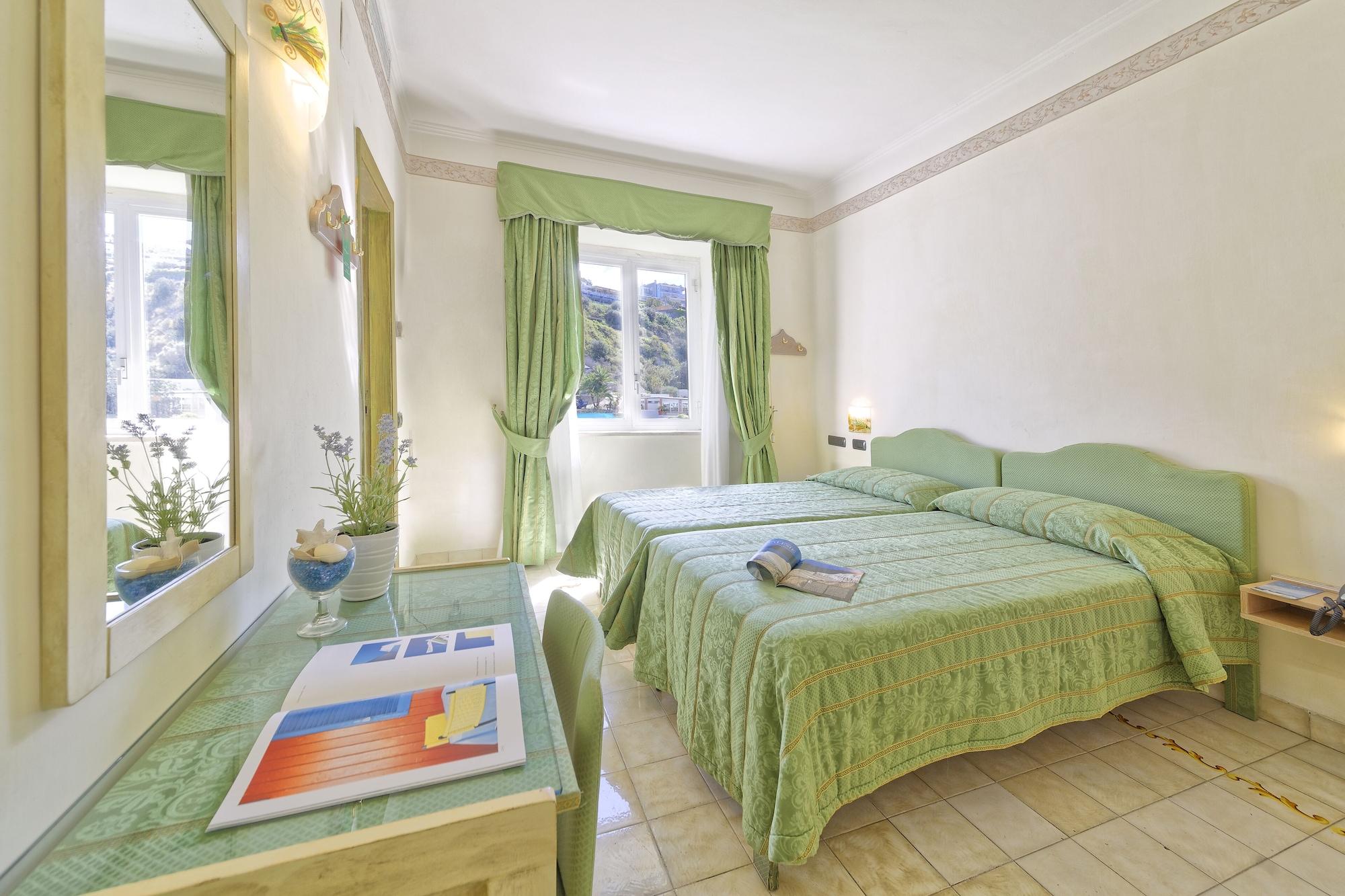 Hotel Punta Imperatore Forio  Exterior photo