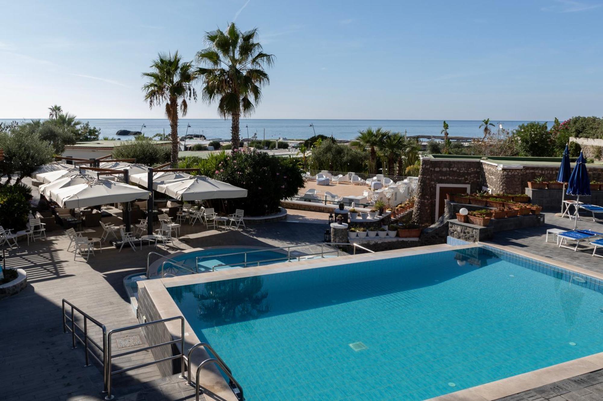 Hotel Punta Imperatore Forio  Exterior photo